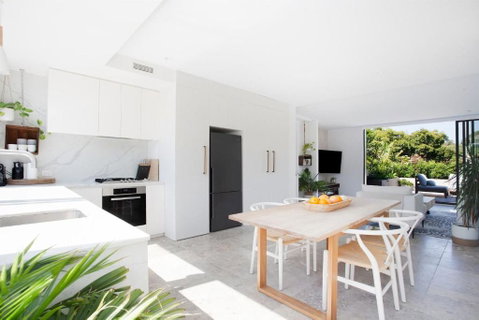The Treehouse Penthouse - Dalby Accommodation 0