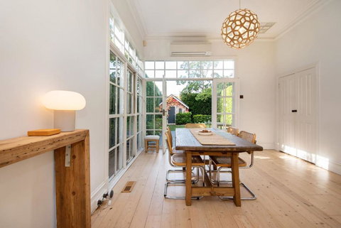 Timeless Gem In Malvern East - Dalby Accommodation 3