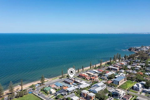 Waterfront Bliss In Margate - 30 Min From Brisbane - Dalby Accommodation 3