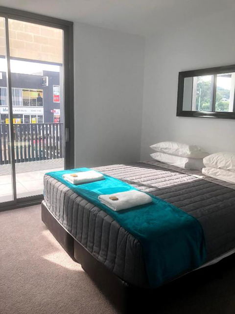 Waters Edge Apartments - Dalby Accommodation 3