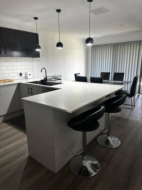 Xquisite - Dalby Accommodation 3