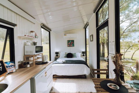 Willow Dale Farm By Tiny Away - Dalby Accommodation 3
