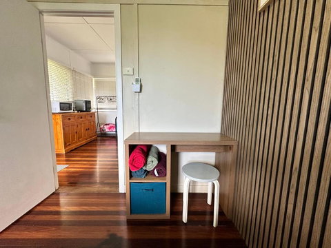 Zen Escape Guest House- Hidden Little Gem, Funky Corner, Boutique Granny Flat - Dalby Accommodation 1