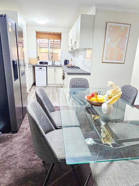Queen Of The Desert Villa Secure & Gated 2 Bdrm Home - Dalby Accommodation 0
