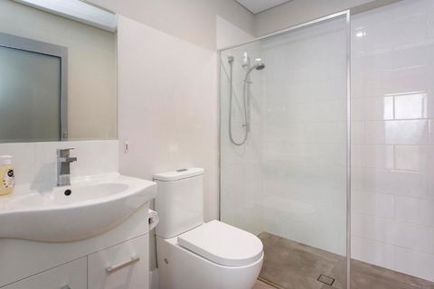 Waverley Apartment F-two Bedrooms Wifi Available - Dalby Accommodation 2