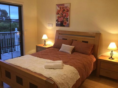 Welcome To Goodwood House! 12 Mins To Melbourne International Airport! - Dalby Accommodation 2