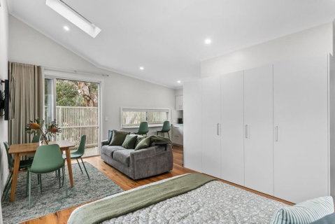 WILL56 - Gumtree Studio - Dalby Accommodation 3
