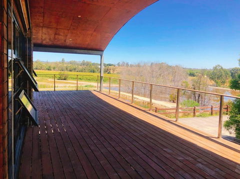 Yarra Valley Badgers Brook Winery House 1 - Dalby Accommodation 3