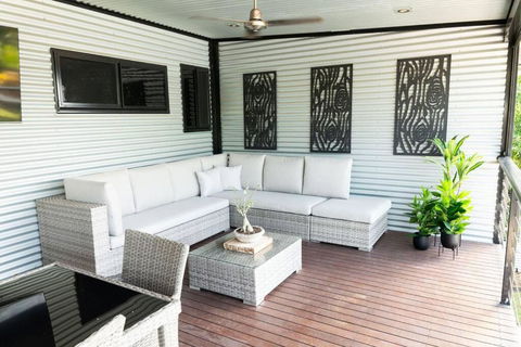 ZenLux Rosewood Luxury Family Escape - Pool - BBQ - Dalby Accommodation 1