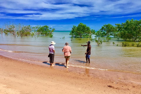 Gay-Wu Woman's 5 Day Yolngu Homeland Tour - Dalby Accommodation 5