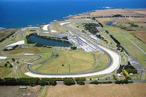 Phillip Island Helicopter Tour - Dalby Accommodation 4