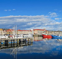 Grand Hobart Walking Tour - Dalby Accommodation