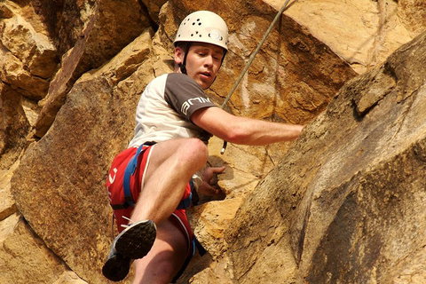 Rock Climbing At The Kangaroo Point Cliffs In Brisbane - Dalby Accommodation 0