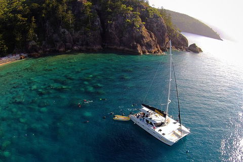 Sail, Snorkel, SUP & Kayak Charter Whitsundays - Dalby Accommodation 2