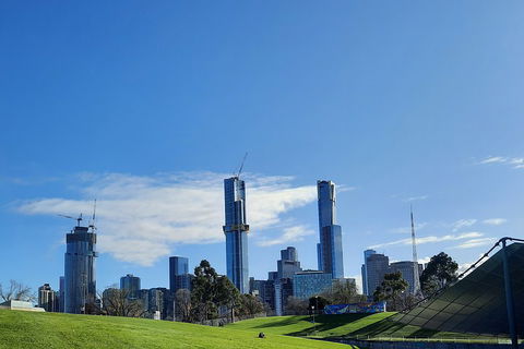 Guided Walking Tour Of Melbourne Yarra River - Dalby Accommodation 2
