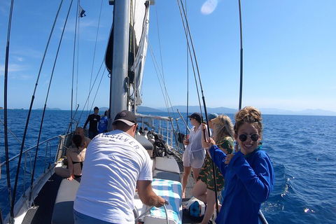 Ocean Free Green Island & Great Barrier Reef Snorkel Cruise, Cairns 25 Guests - Dalby Accommodation 3