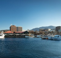 Hobart City Sightseeing Tour including MONA Admission - Dalby Accommodation