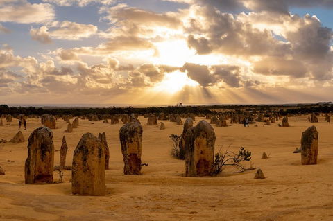 Pinnacle Desert Sunset And Night-time Stargazing Tour From Perth - Dalby Accommodation 0