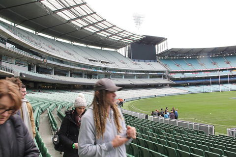 Legends & Champions Tour - Dalby Accommodation 3