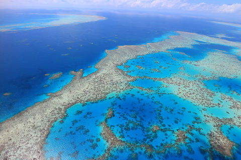 Whitsunday Islands And Heart Reef Scenic Flight - 70 Minutes - Dalby Accommodation 1