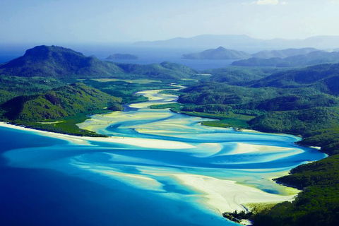 Whitsunday Islands And Heart Reef Scenic Flight - 70 Minutes - Dalby Accommodation 5