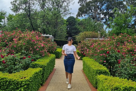 Women's History Walking Tour With Local Guide In Canberra - Dalby Accommodation 1