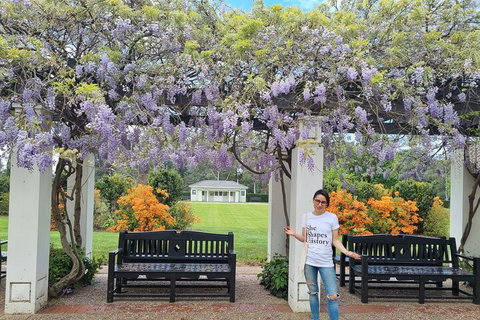 Women's History Walking Tour With Local Guide In Canberra - Dalby Accommodation 5