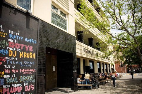 Live Music Melbourne Bus Tour - Dalby Accommodation 2